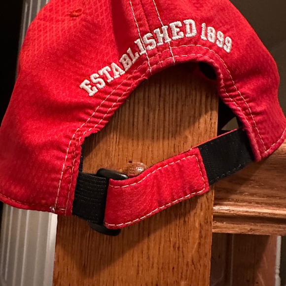 Youth Under Armour Hat - Picture 4 of 6